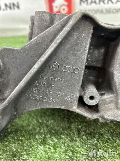 Кронштейн гидроусилителя руля Audi Q7 4L 3.0