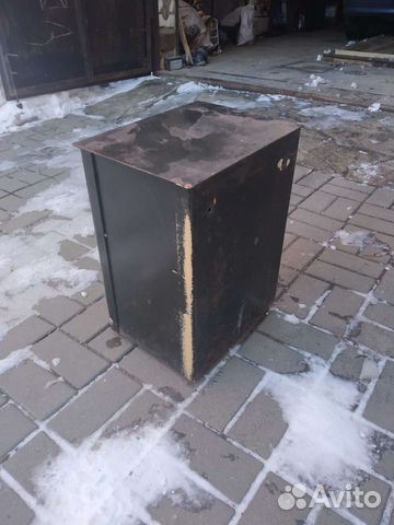 Продам сейф