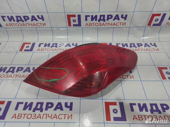 Фонарь задний правый Peugeot 308 (T7) 6351CV. Дефе