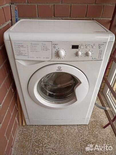 Стиральная машина б/у indesit на запчасти