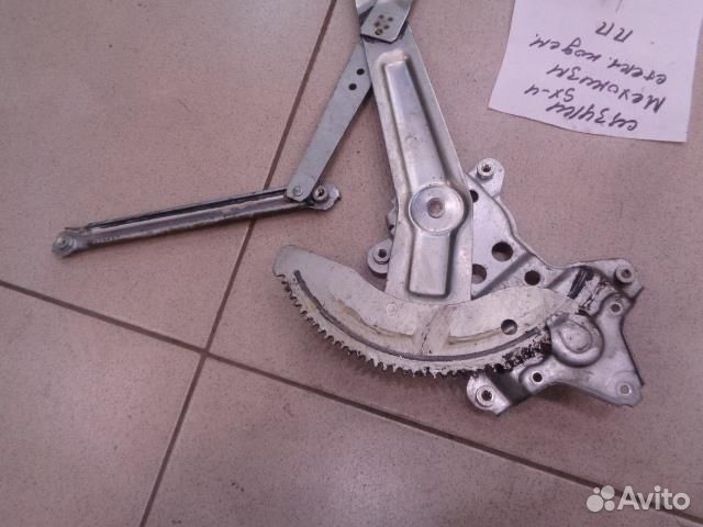 Стеклоподъемник передний правый электрический Suz