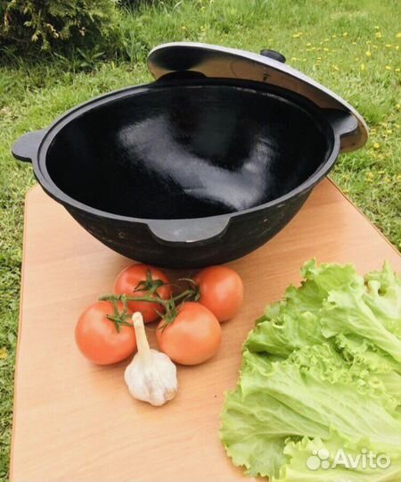 Казан чугунный для дома