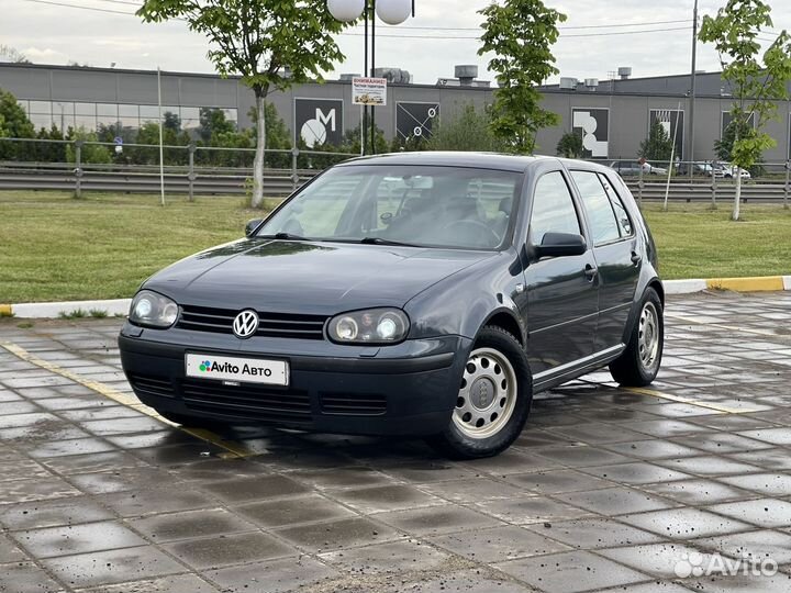 Volkswagen Golf 1.6 МТ, 2002, 352 000 км