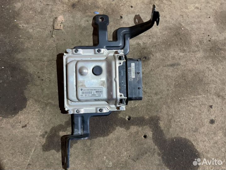 Мозги Hyundai Solaris 1