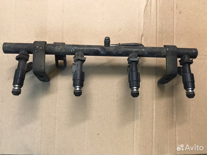 Топливные форсунки Chrysler Stratus