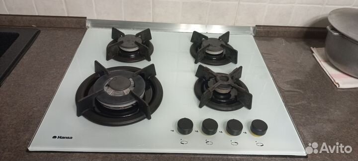 Газовая варочная панель Hansa 4 конфорки