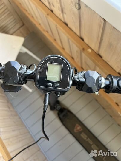 Электро самокат Spell Magic 1