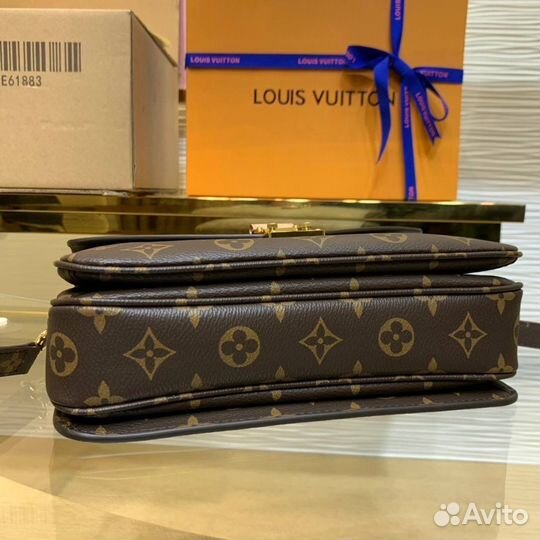 Сумка Louis Vuitton Pochette Натуральная кожа