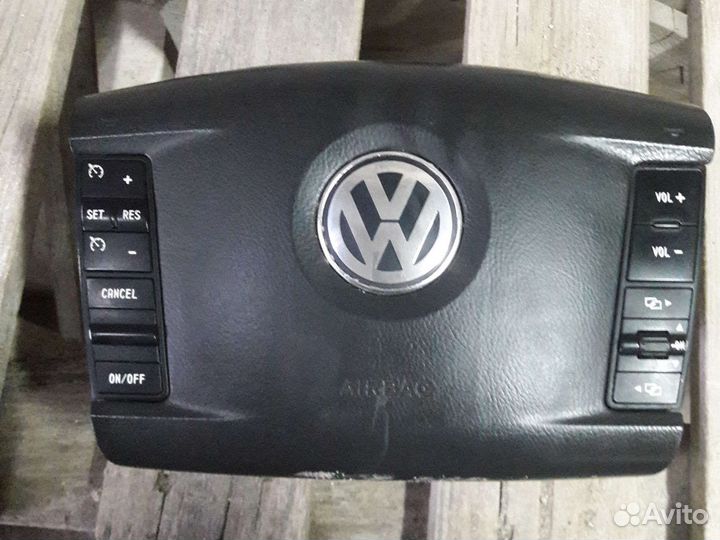 В разборе volkswagen touareg 2009