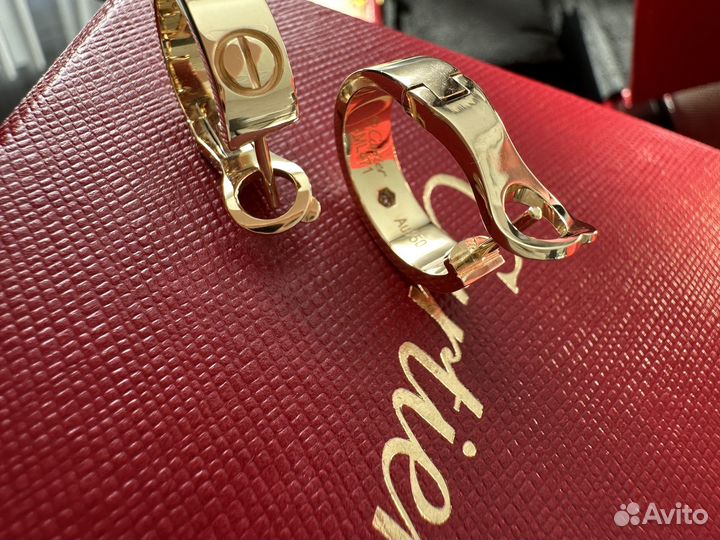 Серьги cartier love золото с бриллиантами