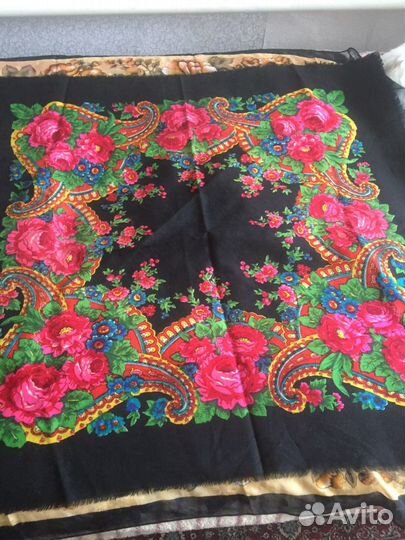 Головные платки и палантин