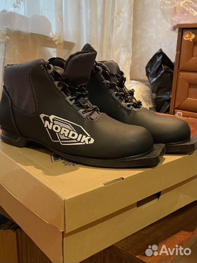 Лыжные ботинки nordik