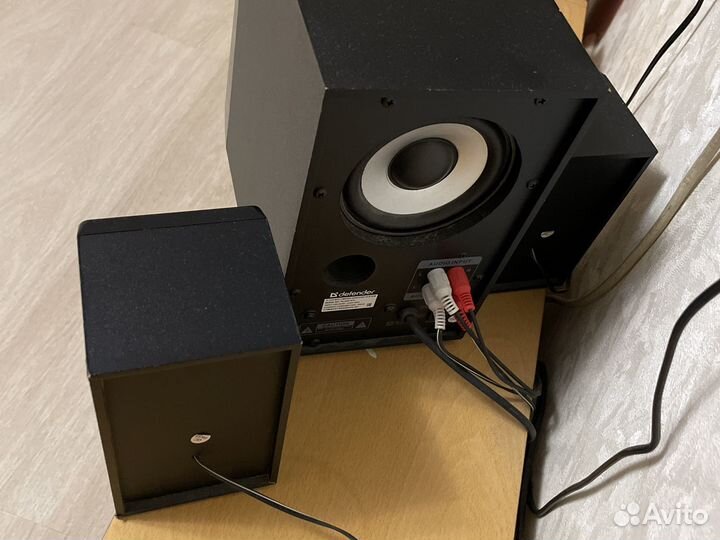 Колонки defender