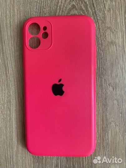 Чехол на iPhone