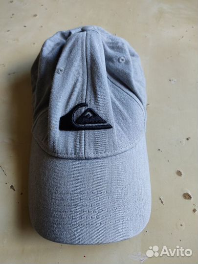 Бейсболка quicksilver бу