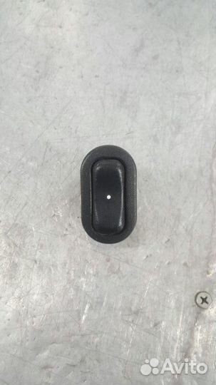 Кнопка стеклоподъёмника передняя правая Opel Astra