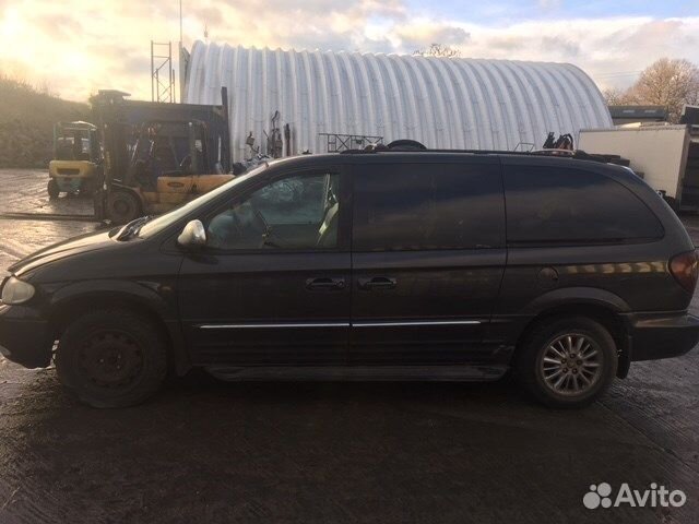 Разбор на запчасти Chrysler Voyager
