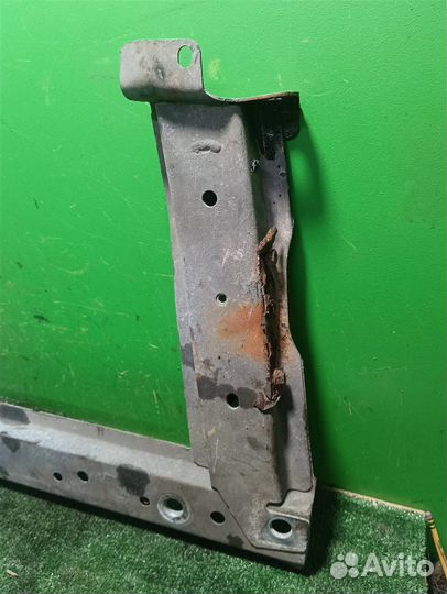 Подрамник передняя часть Renault Megane 2 (LM0C)