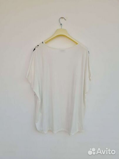 Нова Футболка женская 56 58