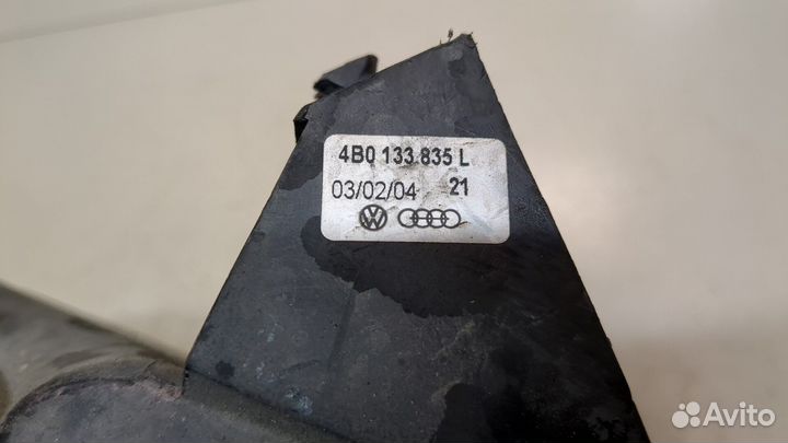 Корпус воздушного фильтра Audi A6 (C5)