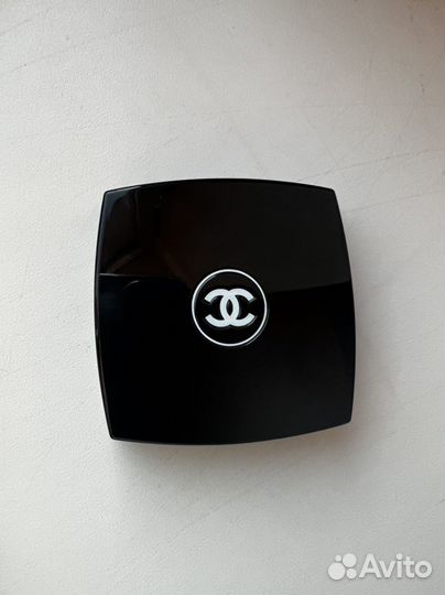 Тени для век chanel