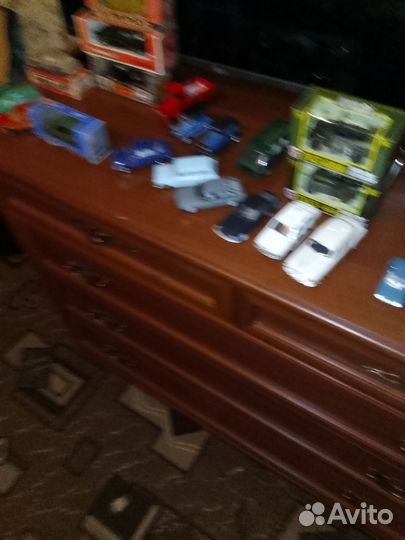 Модели авто 1/43 почти все тантал