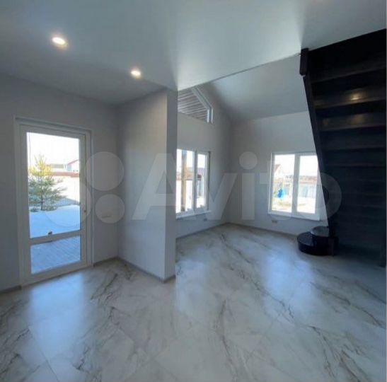 Дом 171 м² на участке 10 сот.