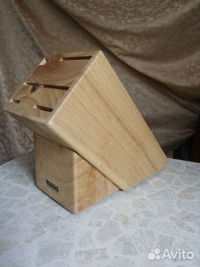 Подставка для ножей деревянная