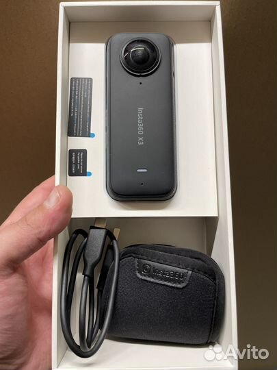 Экшн-видеокамера Insta360 One X3