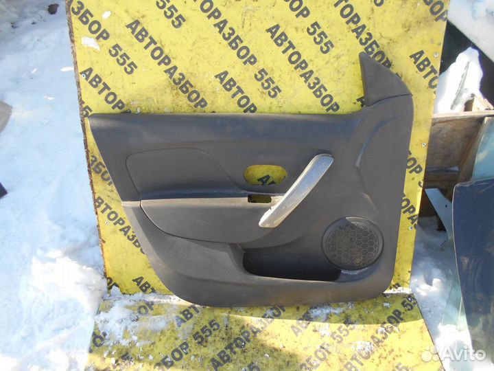 Обшивка двери перед левой Renault Logan II 2014)