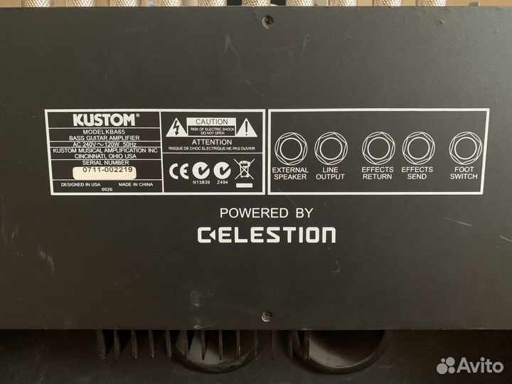 Басовый комбоусилитель kustom модель kba65