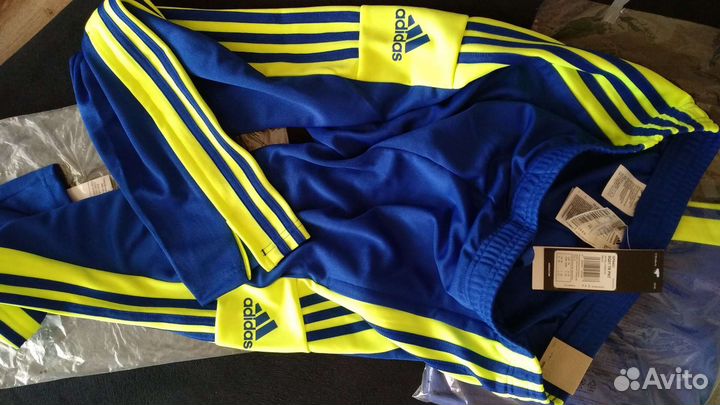 Adidas SQ21 TR PNT р.L Оригинал. Новые