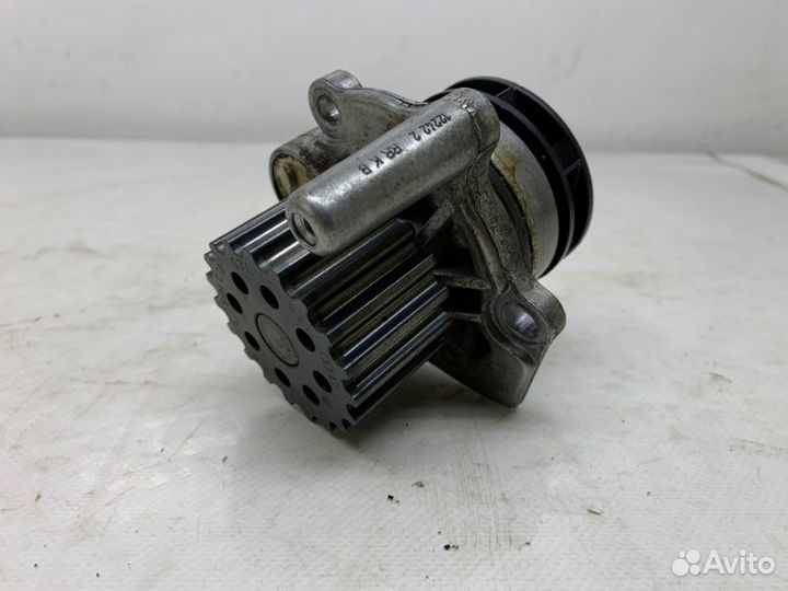 Помпа Volkswagen Jetta 6 2.0 TDI 2012