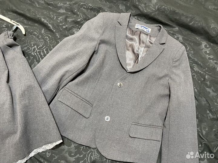 Костюм школьный