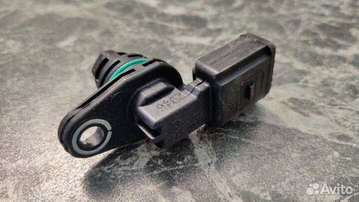 Датчик распредвала golf 6 1,4 tsi 122л.с caxa