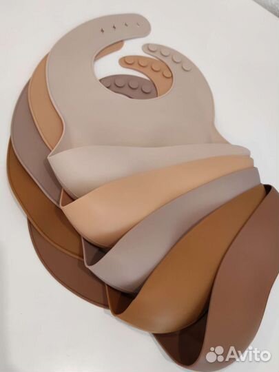 Нагрудник силиконовый