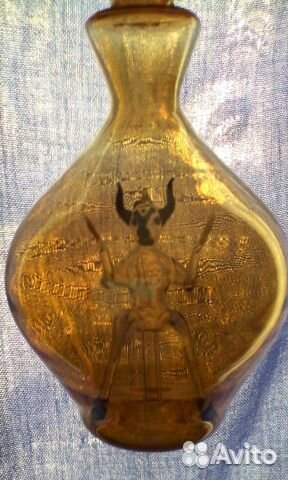 Кувшин стеклянный с чертиком внутри