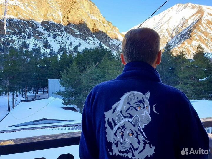 Машинная вышивка на одежде, нанесение логотипов