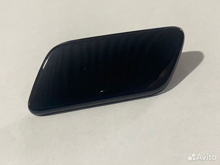 Крышка омывателя фары передняя левая Toyota Land