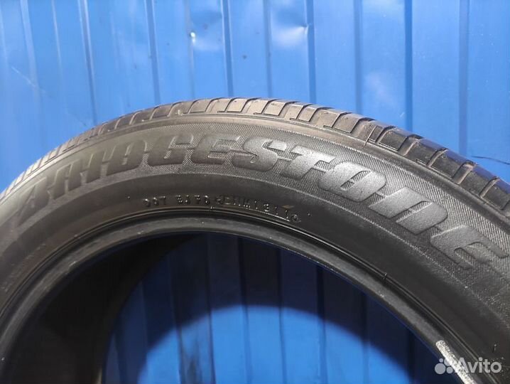 Bridgestone Dueler H/L 400 235/55 R19