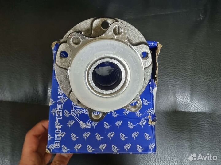 Ступица Новая Передняя Германия Nissan Qashqai