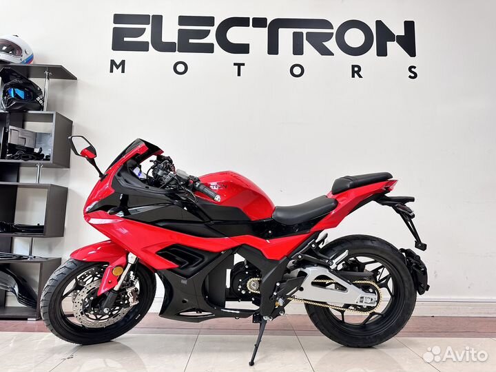 Электрический мотоцикл BMW RR