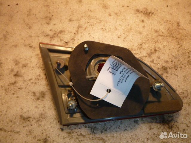 Фонарь задний внутренний правый nissan almera alme