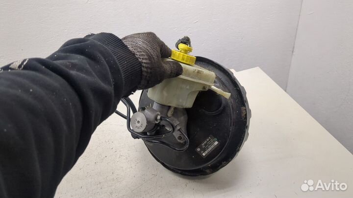 Цилиндр тормозной главный Volkswagen Touareg