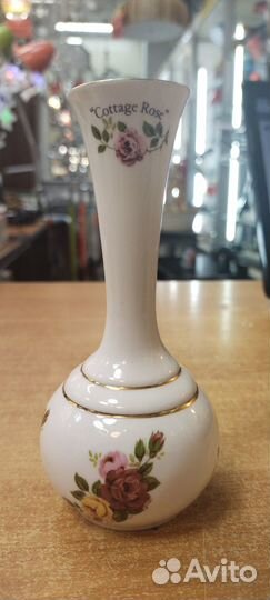 Фарфоровая ваза, шкатулка