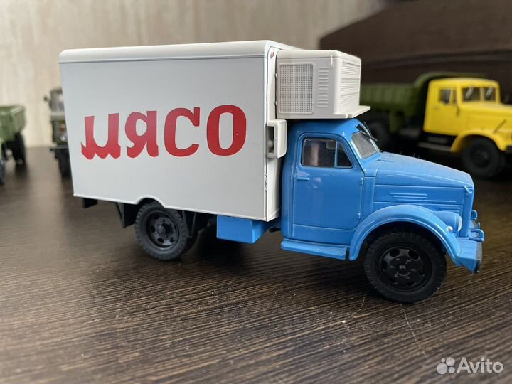 Газ модели 1:43