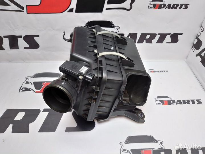 Корпус воздушного фильтра Mitsubishi Lancer 10