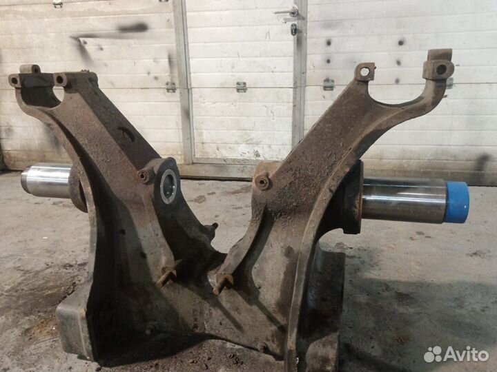 Замена оси балансира scania