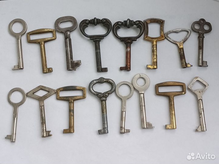 Ключи от шкафа и т.д.(1 лотом) винтаж