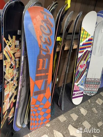 Сноуборд lib Tech Gnu Roxy